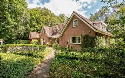 Vrijstaande woning te koop: Stobbeweg 12, Hierden De Biest Hierden