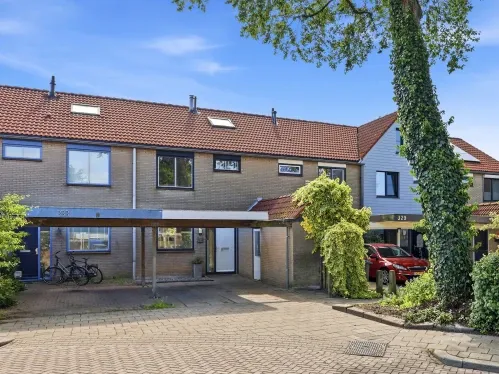 Tussenwoning te koop: Stokebrand 331, Stokebrand, Bagijnenland en Bronsbergen Zutphen