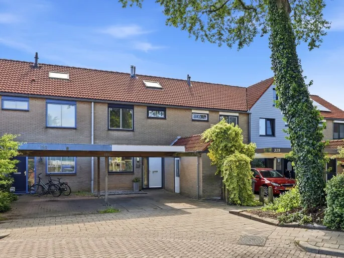 Tussenwoning te koop: Stokebrand 331, Stokebrand, Bagijnenland en Bronsbergen Zutphen