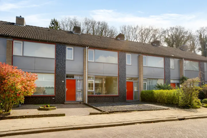 Tussenwoning te koop: Stokkumbrink 69, Wesselerbrink Zuid-West Enschede