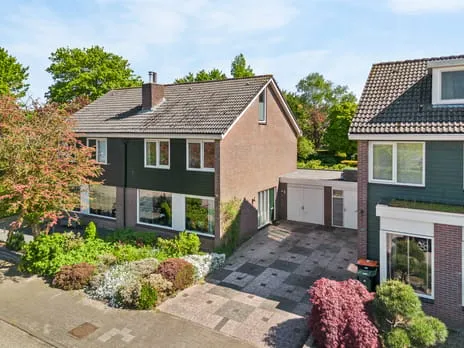 Tussenwoning te koop: Stolphoeve 27, Zwaag - Buurt 30 01 Zwaag