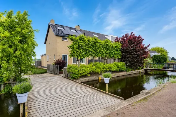 Hoekwoning te koop: Stompwijkseweg 61, Landelijk gebied Stompwijk Leidschendam
