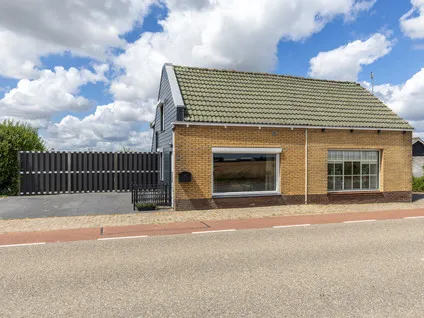 Appartement te koop: Stougjesdijk 77, Westmaas Buitengebied Westmaas