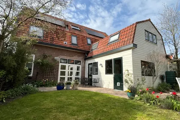 Vrijstaande woning te koop: Straat Ter Leede 2, Middelbuurt Warmond