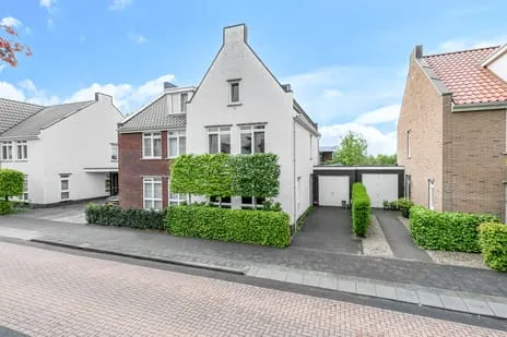 Tussenwoning te koop: Straat van Gibraltar 168, De Bron-Zuid Amersfoort