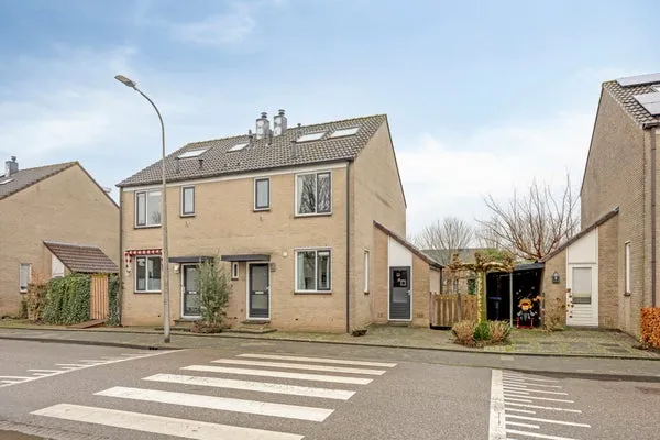 Twee-onder-één-kap te koop: Straat Davis 12, Tiendweg Noord Krimpen Aan De Lek