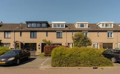 Tussenwoning te koop: Straat van Makassar 75, Zeestratenbuurt Amstelveen