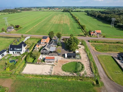 Vrijstaande woning te koop: Straatweg 3, Follega Follega