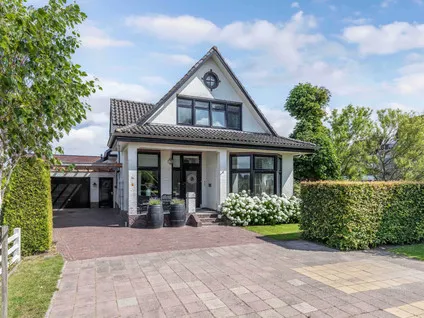 Vrijstaande woning te koop: Straatweg 34, Lemmer