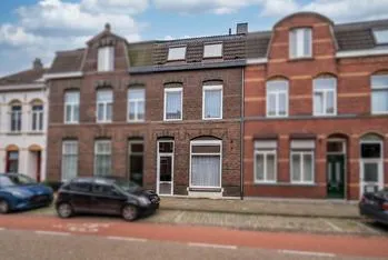 Tussenwoning te koop: Straelseweg 53, Venlo