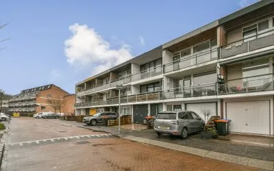 Tussenwoning te koop: Strand 18, Atol Lelystad