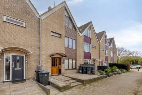 Tussenwoning te koop: Strandgaper 26, Hout Hoeffe Hellevoetsluis