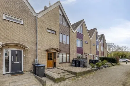 Tussenwoning te koop: Strandgaper 26, Hout Hoeffe Hellevoetsluis