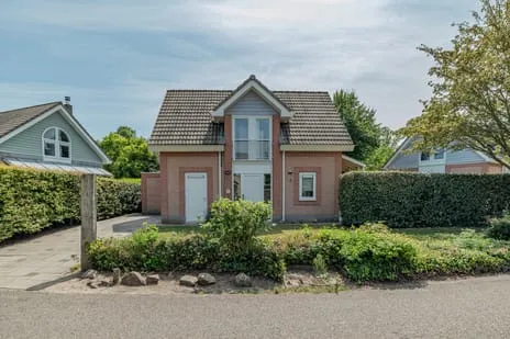 Vrijstaande woning te koop: Strandlaan 18, Verspreide huizen Kamperland Kamperland