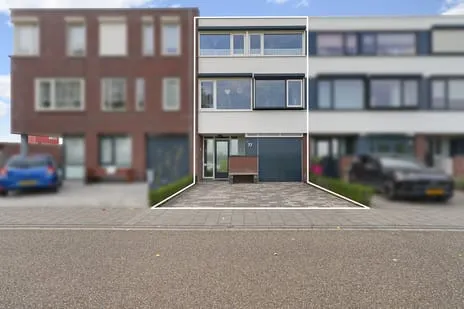 Tussenwoning te koop: Strandwal 77, Vlissingen