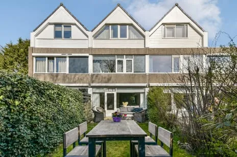 Tussenwoning te koop: Strauss 11, Naaldwijk Centrumgebied Naaldwijk