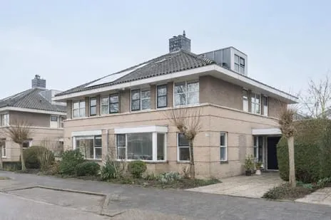 Tussenwoning te koop: Strausslaan 8, Nieuweland 1 Barendrecht