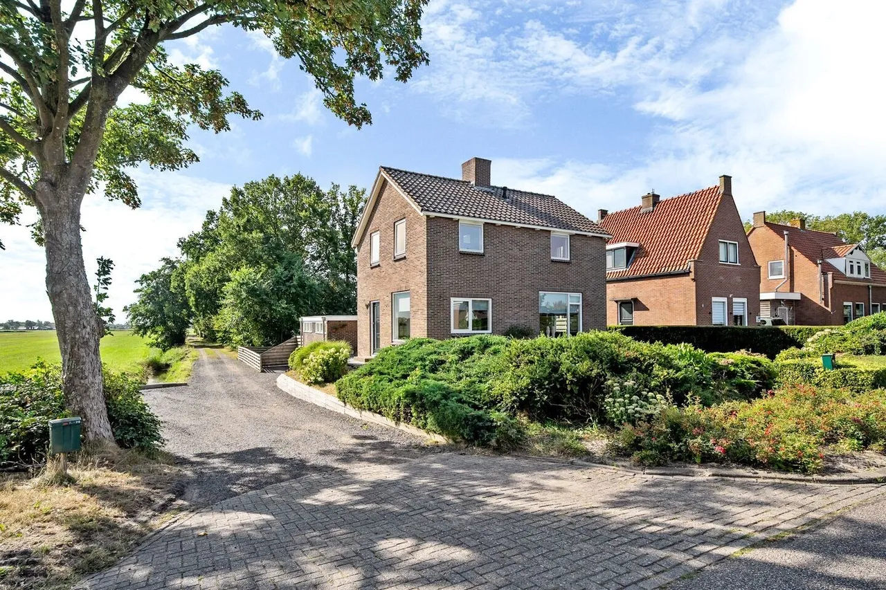 Vrijstaande woning te koop: Streek 77, Sintjohannesga