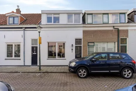 Tussenwoning te koop: Strijensestraat 8, Eilandenbuurt Schiedam