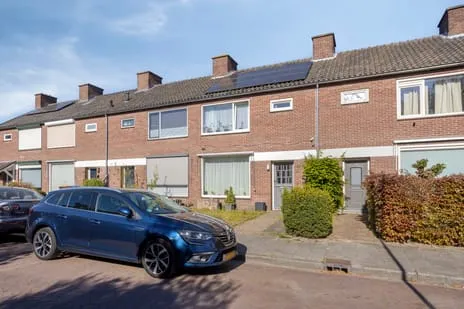 Tussenwoning te koop: Strijenstraat 16, Vijf Eiken Rijen