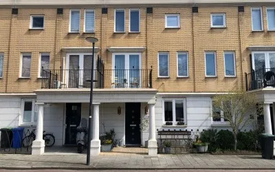 Tussenwoning te koop: Strijplaan 154, Strijp Rijswijk