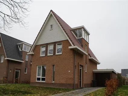 Vrijstaande woning te huur: Strijpweg 22, 't Waal Tull En 'T Waal