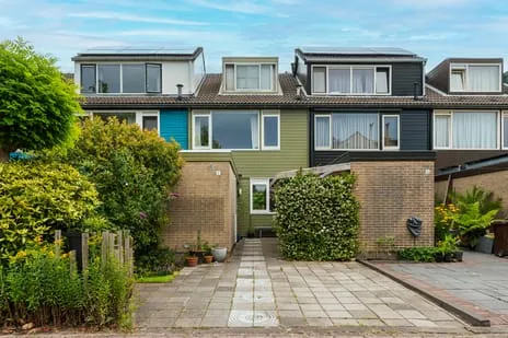 Tussenwoning te koop: Strobloem 7, Zijlwijk-Zuid Leiden