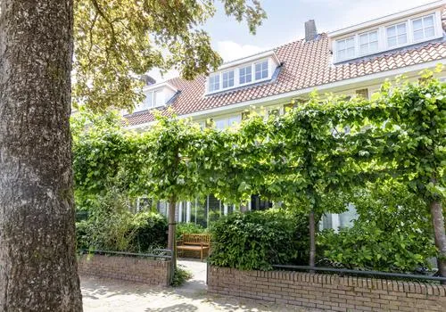 Tussenwoning te koop: Strobloemstraat 24, Kruidenbuurt Eindhoven