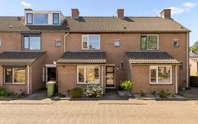 Tussenwoning te koop: Strocamp 16, Campen Houten