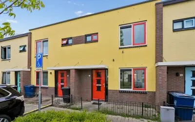 Tussenwoning te koop: Strogeelstraat 50, Regenboogbuurt Noord en Oost Almere