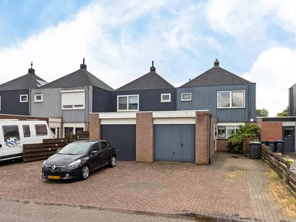 Tussenwoning te koop: Stroomdal 10, Nieuwe gagels Steenwijk