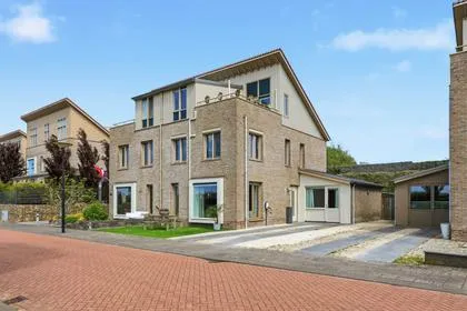 Twee-onder-één-kap te koop: Stroomwal 40, De Citadel Heemskerk