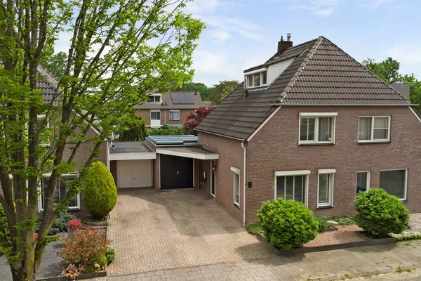 Tussenwoning te koop: Stropersberg 5, Heikant-West Veldhoven