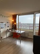 Kamer te huur: Struisenburgdwarsstraat, Struisenburg Rotterdam