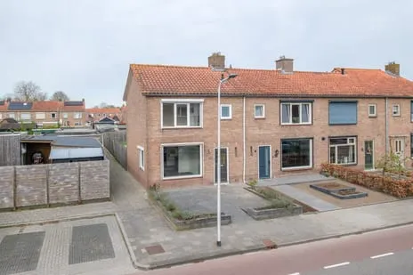 Hoekwoning te koop: Stuivenbergstraat 28, Binnenlanden-West Genemuiden