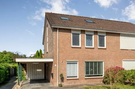 Twee-onder-één-kap te koop: Stuwwal 30, Nieuwe gagels Steenwijk