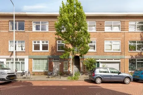 Apartment for sale: Stuyvesantstraat 99, Bezuidenhout-Oost 'S-Gravenhage