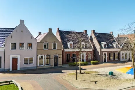 Twee-onder-één-kap te koop: Suderskâns 8-433, Oostmahorn Eanjum