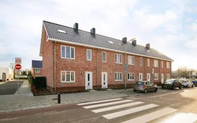 Tussenwoning te koop: Suikerdoossingel 21, Maasbracht Maasbracht