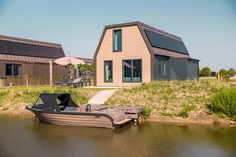 Woning te koop: Suisendijk 16-100, Oude-Tonge haven Oude-Tonge