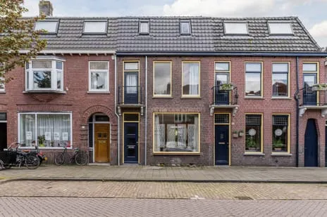 Tussenwoning te koop: Sumatrastraat 24, Loven Noord Tilburg