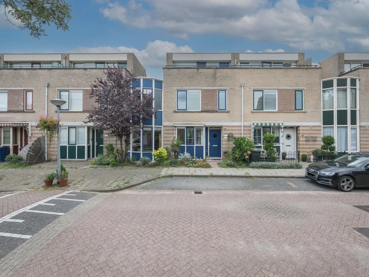 Tussenwoning te koop: Supremesstraat 12, Almere