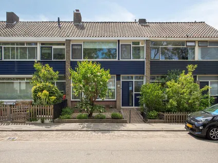 Tussenwoning te koop: Surinamestraat 96, Zeeheldenbuurt Zwijndrecht