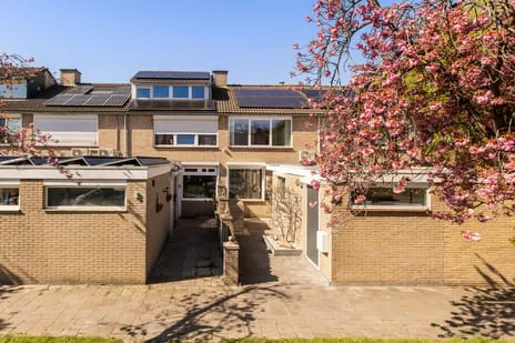 Tussenwoning te koop: Susannadonk 10, Langdonk-West Roosendaal