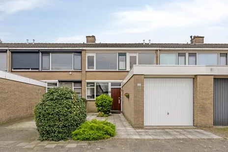 Tussenwoning te koop: Susannadonk 140, Langdonk-West Roosendaal