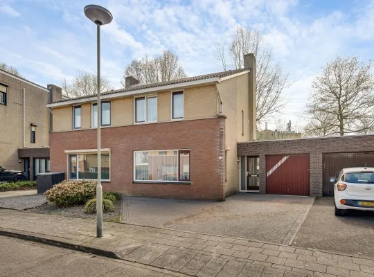 Tussenwoning te koop: Sussexstraat 6, Kemperkoul Sittard