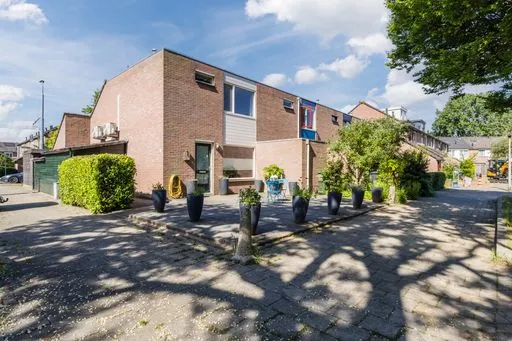 Hoekwoning te koop: Susterenhof 1, De Laar-Oost Arnhem