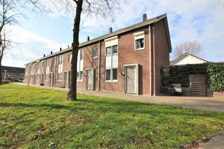 Woning te huur: Suurhoffstraat, Kroon Helmond