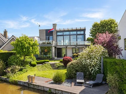 Vrijstaande woning te koop: Suyderbon 40, Rijnsaterwoude Rijnsaterwoude