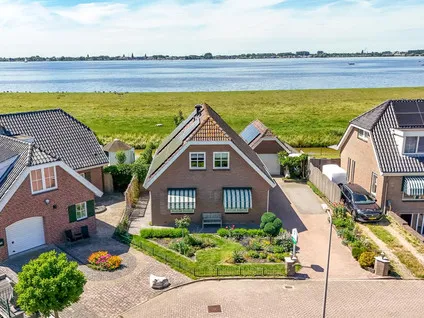 Vrijstaande woning te koop: Suyderbon 46, Rijnsaterwoude Rijnsaterwoude